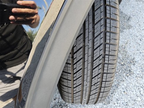 Used 2023 Ford Explorer XLT w/ Equipment Group 202A image 25
