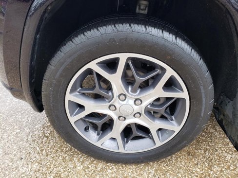 Used 2019 Jeep Grand Cherokee Overland image 45