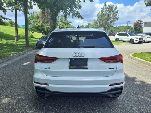 New 2025 Audi Q3 2.0T Premium image 6