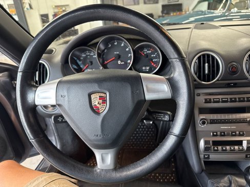 Used 2005 Porsche Boxster image 38