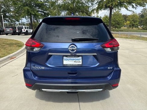 Used 2020 Nissan Rogue SV w/ Premium Package image 7