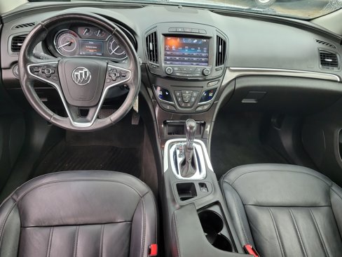 Used 2017 Buick Regal Sport Touring image 15