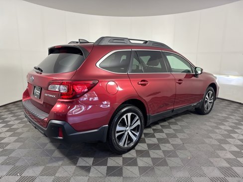 Used 2018 Subaru Outback 2.5i Limited image 5