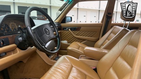 Used 1991 Mercedes-Benz 560 SEL image 16