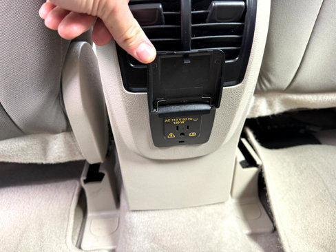 Used 2013 Ford C-MAX SE image 18