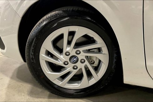 Certified 2024 Subaru Impreza 2.0i image 9