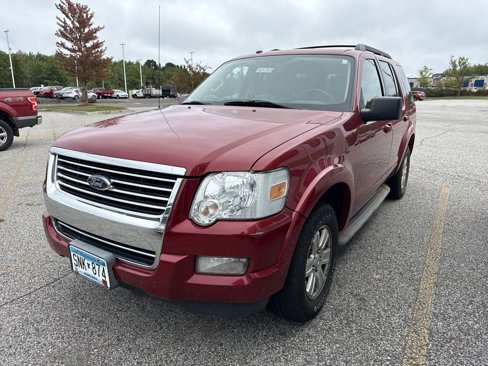 Used 2010 Ford Explorer XLT image 2