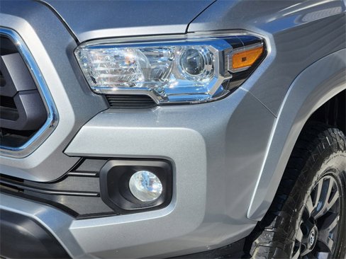 Used 2022 Toyota Tacoma SR5 image 10