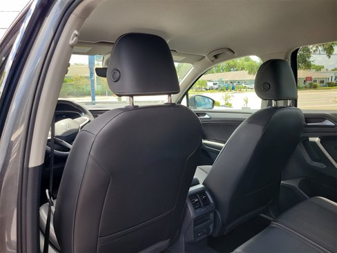 Used 2022 Volkswagen Tiguan SE image 13