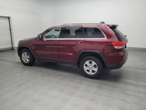 Used 2017 Jeep Grand Cherokee Laredo image 3