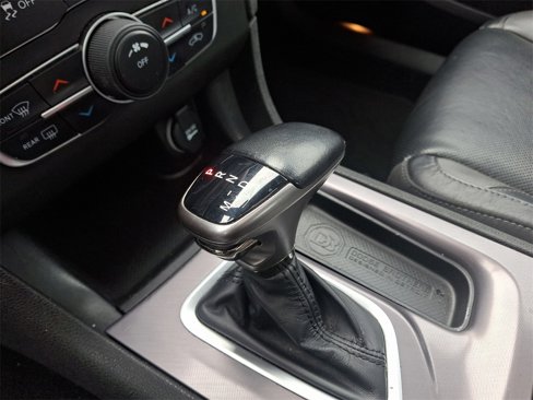 Used 2022 Dodge Charger SXT w/ Leather Interior Group image 15