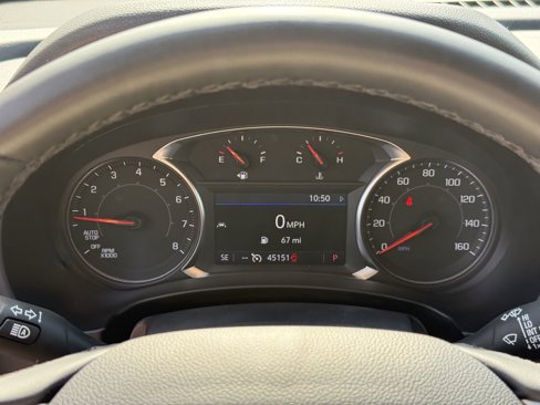 Used 2024 GMC Terrain SLT image 18