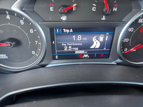 Used 2024 GMC Terrain SLE image 39