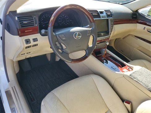 Used 2010 Lexus LS 460 image 18
