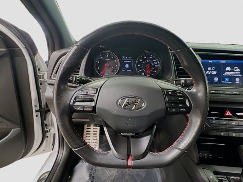 Used 2017 Hyundai Elantra Sport image 11