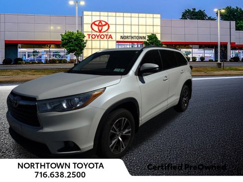 Used 2016 Toyota Highlander XLE image 14