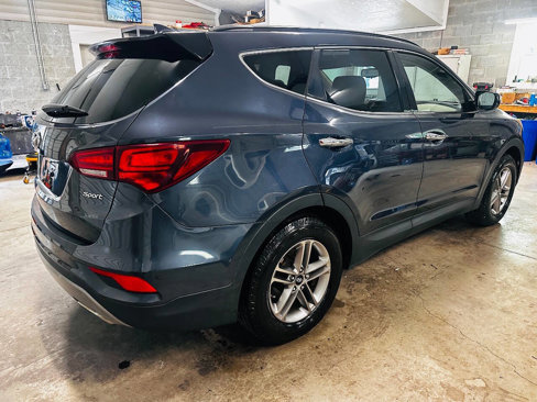 Used 2017 Hyundai Santa Fe Sport image 5