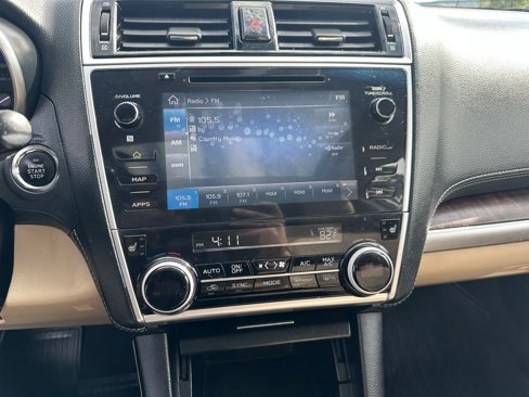 Used 2018 Subaru Outback 3.6R Limited image 16