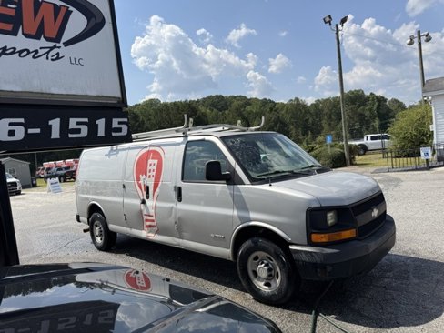 Used 2006 Chevrolet Express 2500 Extended image 3