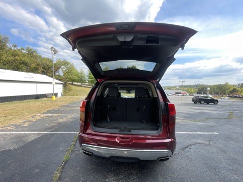 Used 2017 GMC Acadia Denali w/ Technology Package image 18