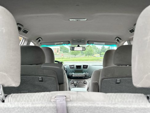 Used 2010 Toyota Highlander 2WD image 7