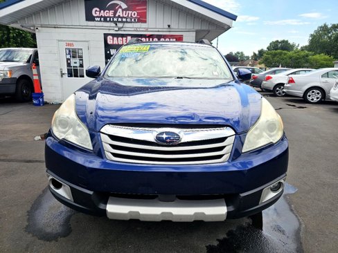 Used 2010 Subaru Outback 3.6R Limited image 3