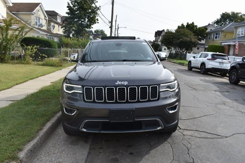 Used 2019 Jeep Grand Cherokee Limited w/ Luxury Group II image 3