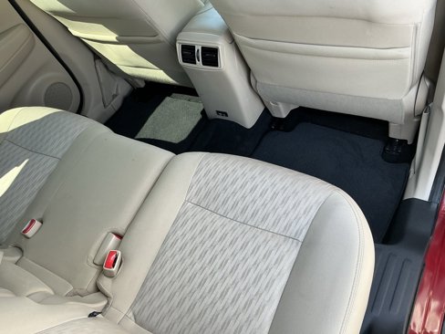 Used 2020 Nissan Rogue SV w/ Premium Package image 31