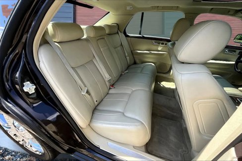 Used 2008 Cadillac DTS image 25