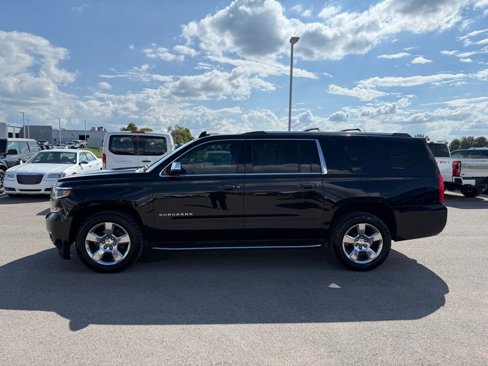 Used 2018 Chevrolet Suburban Premier image 40
