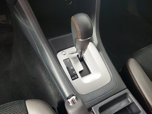 Used 2016 Subaru Crosstrek 2.0i Premium image 18
