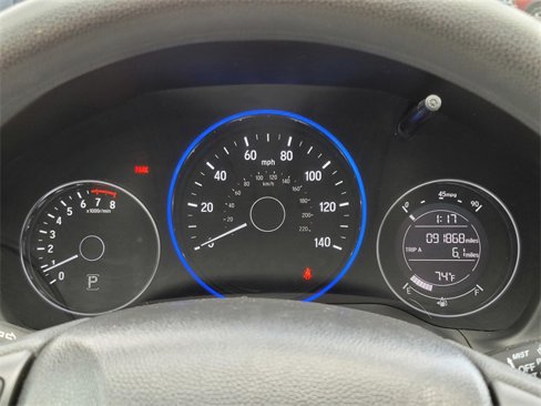 Used 2017 Honda HR-V EX image 15