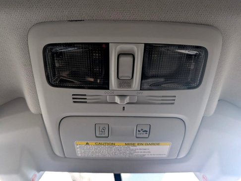 Used 2015 Subaru Forester 2.5i Touring w/ Eyesight & Navigation System image 39