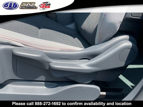 Used 2017 Chevrolet Bolt LT image 11