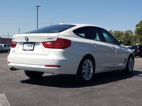 Used 2015 BMW 328i Gran Turismo xDrive image 8