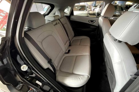 Used 2021 Hyundai Kona Ultimate w/ Cargo Package image 20