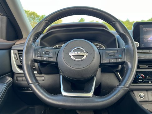 Used 2023 Nissan Rogue SV w/ SV Premium B Package image 10