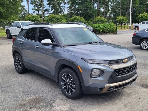 Used 2021 Chevrolet TrailBlazer ACTIV w/ Sun and Liftgate Package image 1