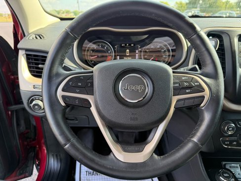 Used 2014 Jeep Cherokee Latitude image 10
