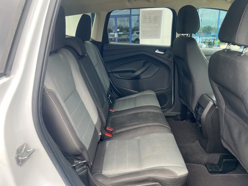 Used 2016 Ford Escape SE w/ Equipment Group 201A image 30
