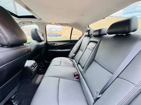 Used 2016 INFINITI Q50 Premium image 13