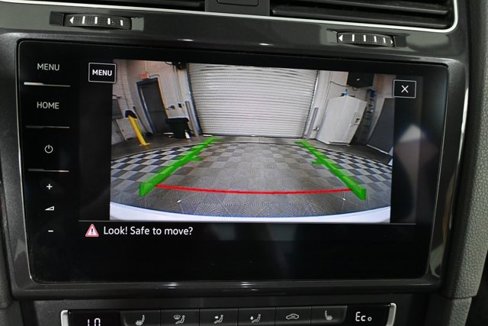 Certified 2019 Volkswagen e-Golf SEL Premium image 4
