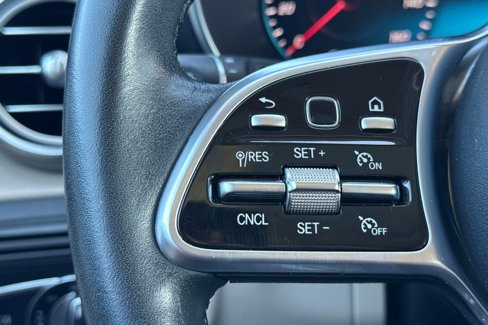 Used 2020 Mercedes-Benz GLC 300 4MATIC image 29