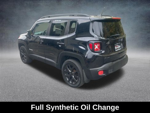 Used 2017 Jeep Renegade Altitude image 3