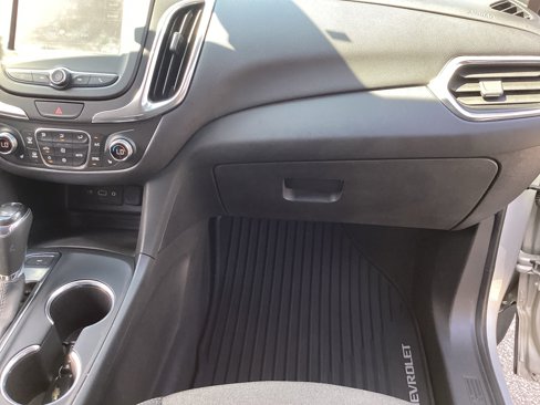 Used 2020 Chevrolet Equinox LT image 27