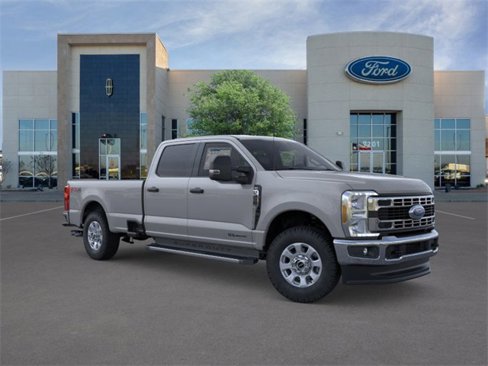 New 2025 Ford F350 XLT w/ FX4 Off-Road Package image 7