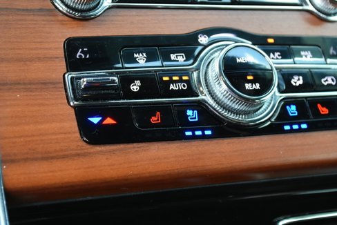 Used 2020 Lincoln Aviator Reserve w/ Elements Package Plus image 25