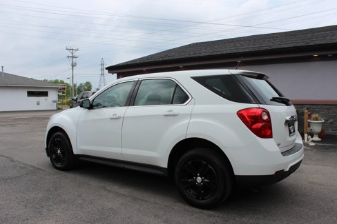 Used 2014 Chevrolet Equinox LS image 9