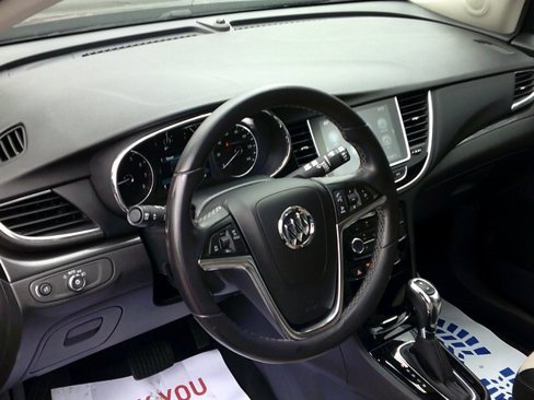 Used 2018 Buick Encore Preferred image 18