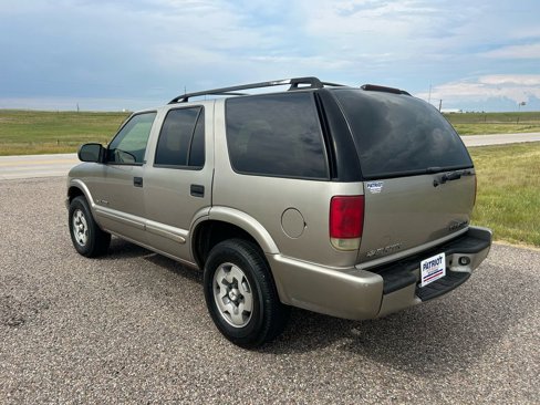 Used 2002 Chevrolet Blazer LS w/ Preferred Equipment Group image 3